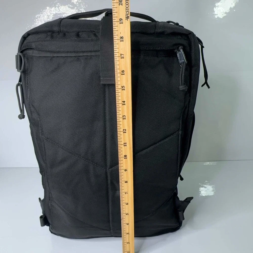 Topo Designs Travel Bag 30L Black Carry On Backpack Convertible Laptop Luggage